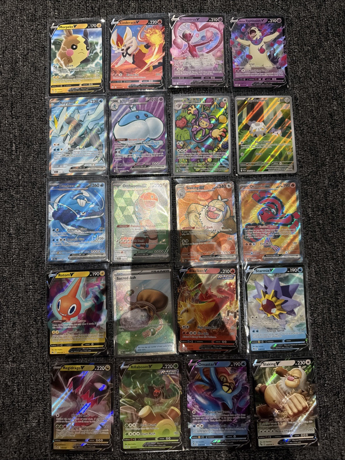 lotto 20 carte pokemon