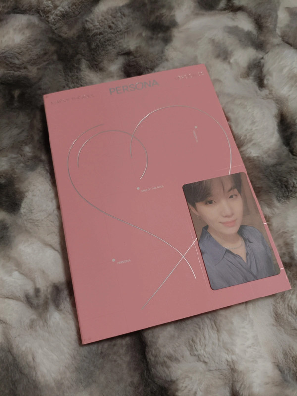BTS Map of the Soul: Persona version 2 + freebies