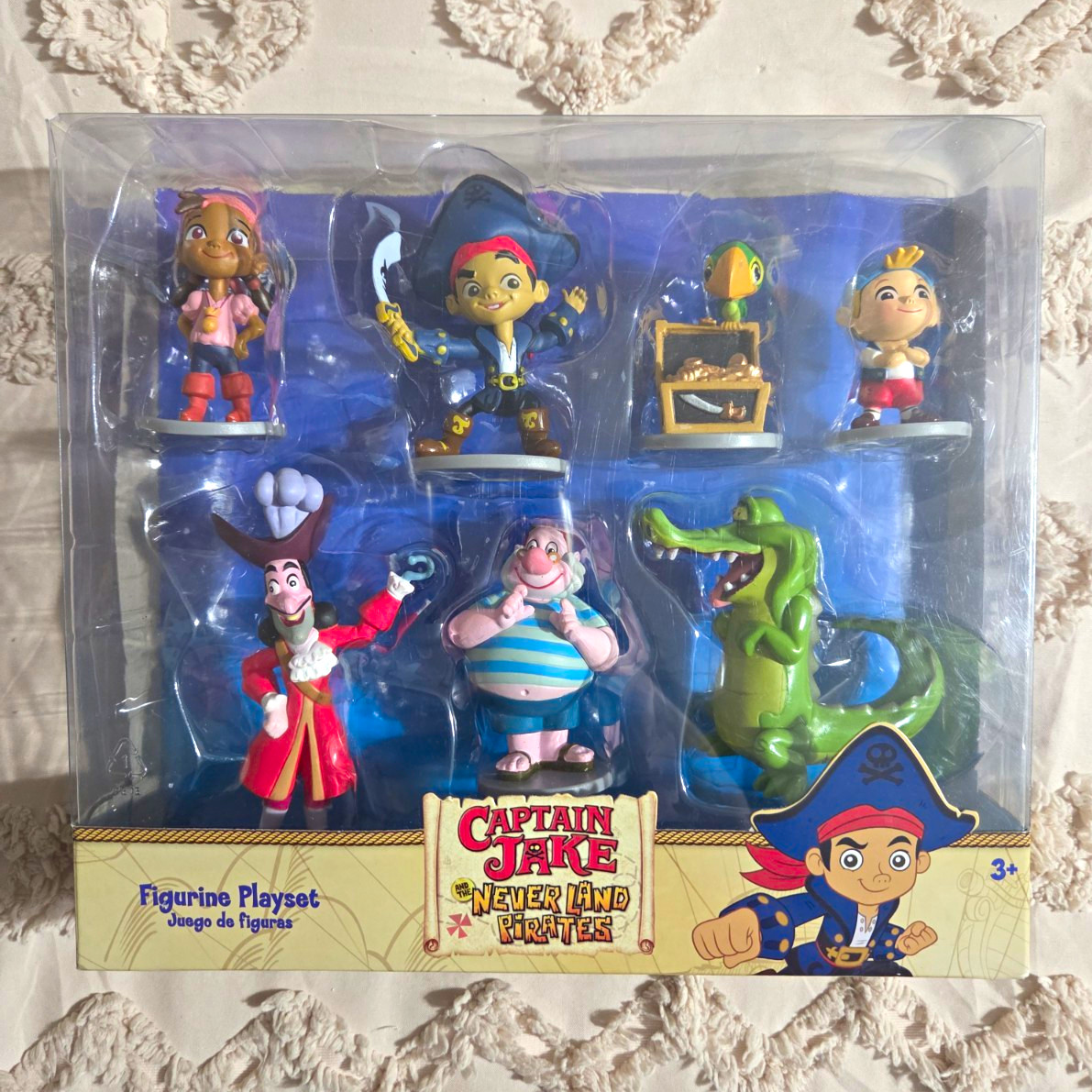 Disney Junior Jake Never Land Pirates 6pc Figurine Playset Jake Izzy Hook 3+