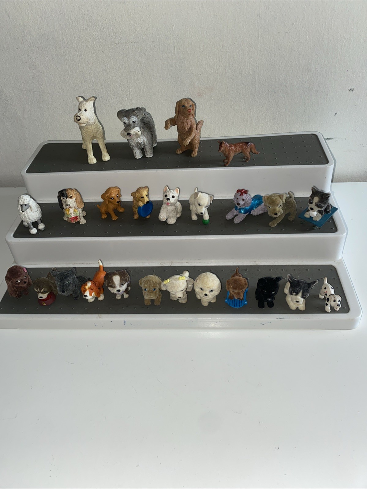 Confezione Figurine Plastica Cani Giocattolo Misto 25x.        b10