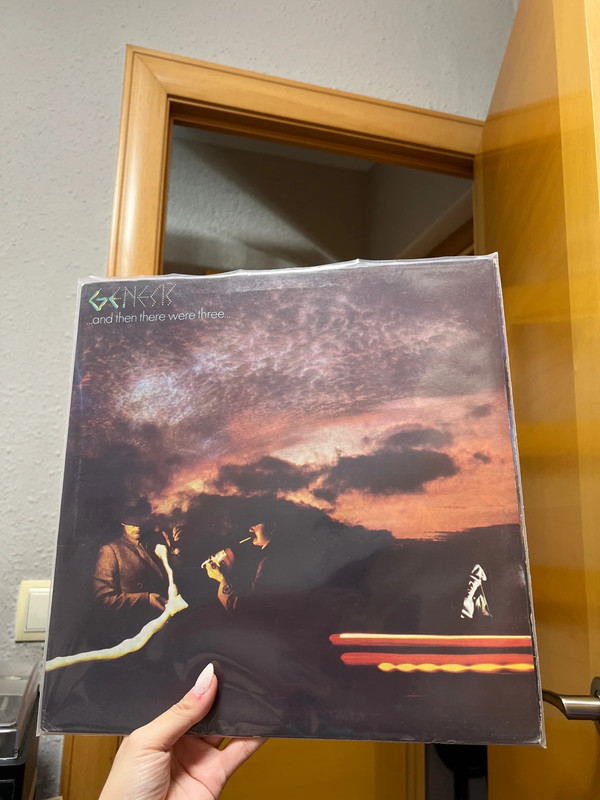 Vinilo Genesis, and then there were three