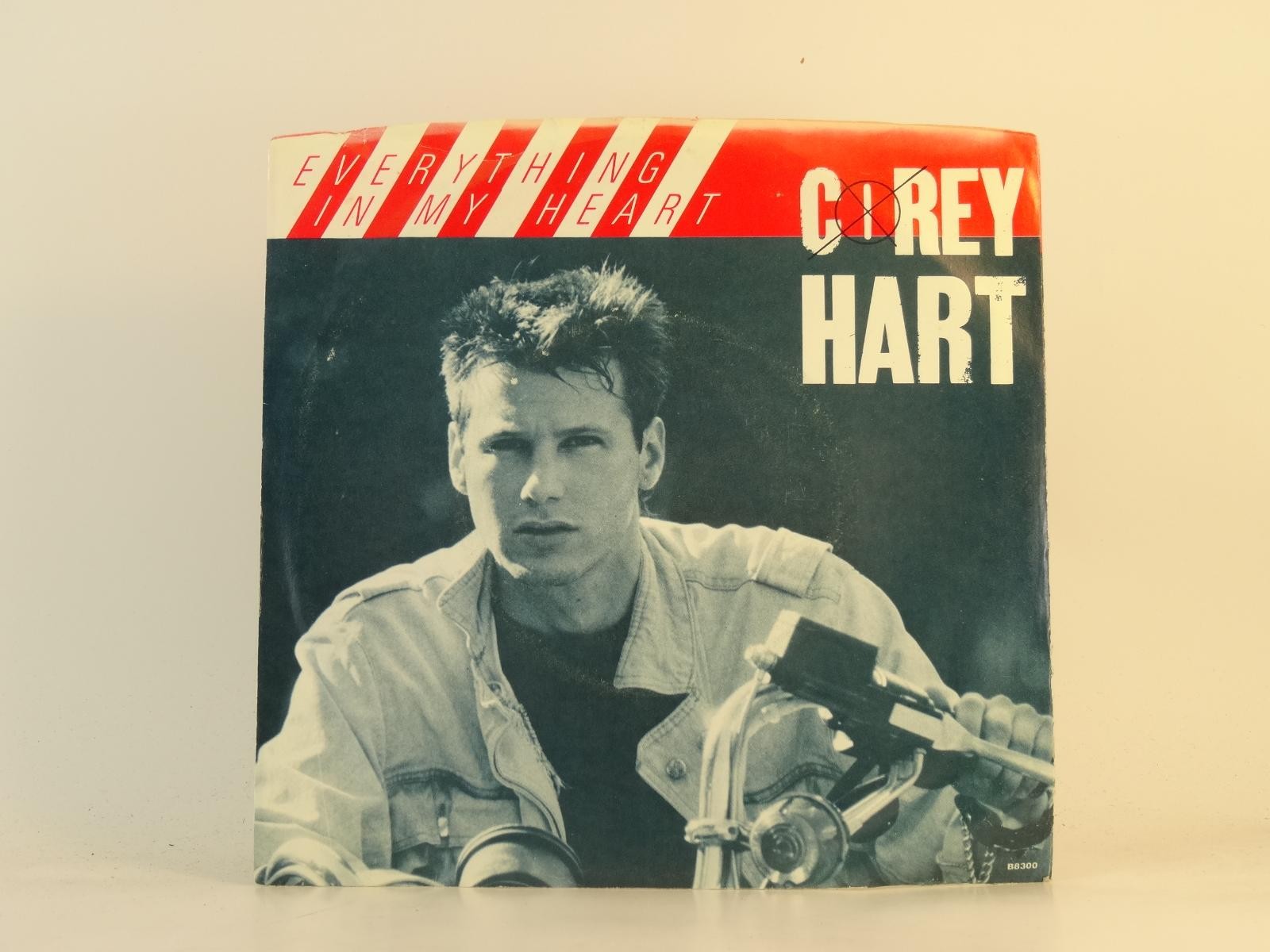COREY HART EVERYTHING IN MY HEART (57) 2 Track 7" Single plus Picture Sleeve EMI