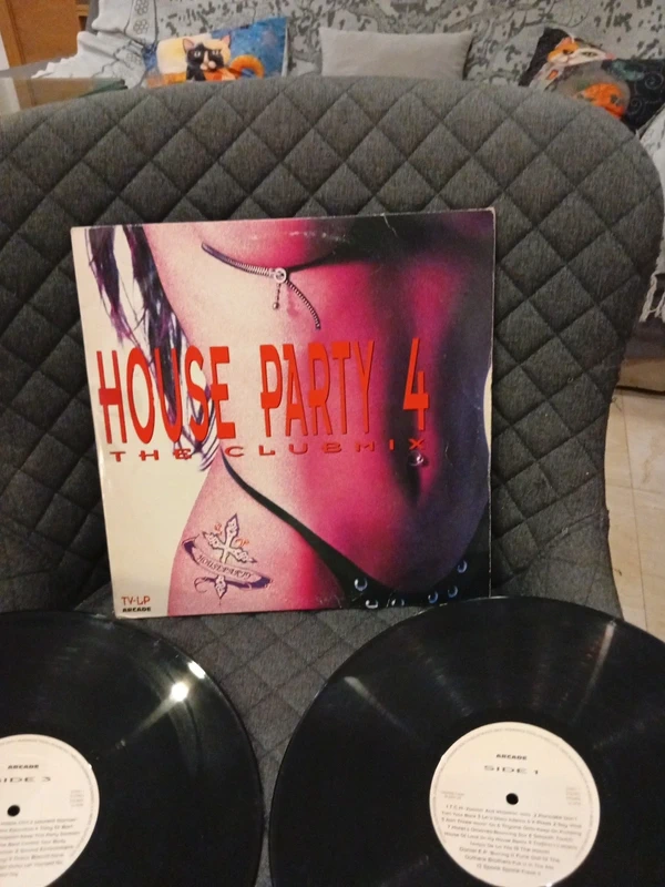 Lp House party the club mix4 leer