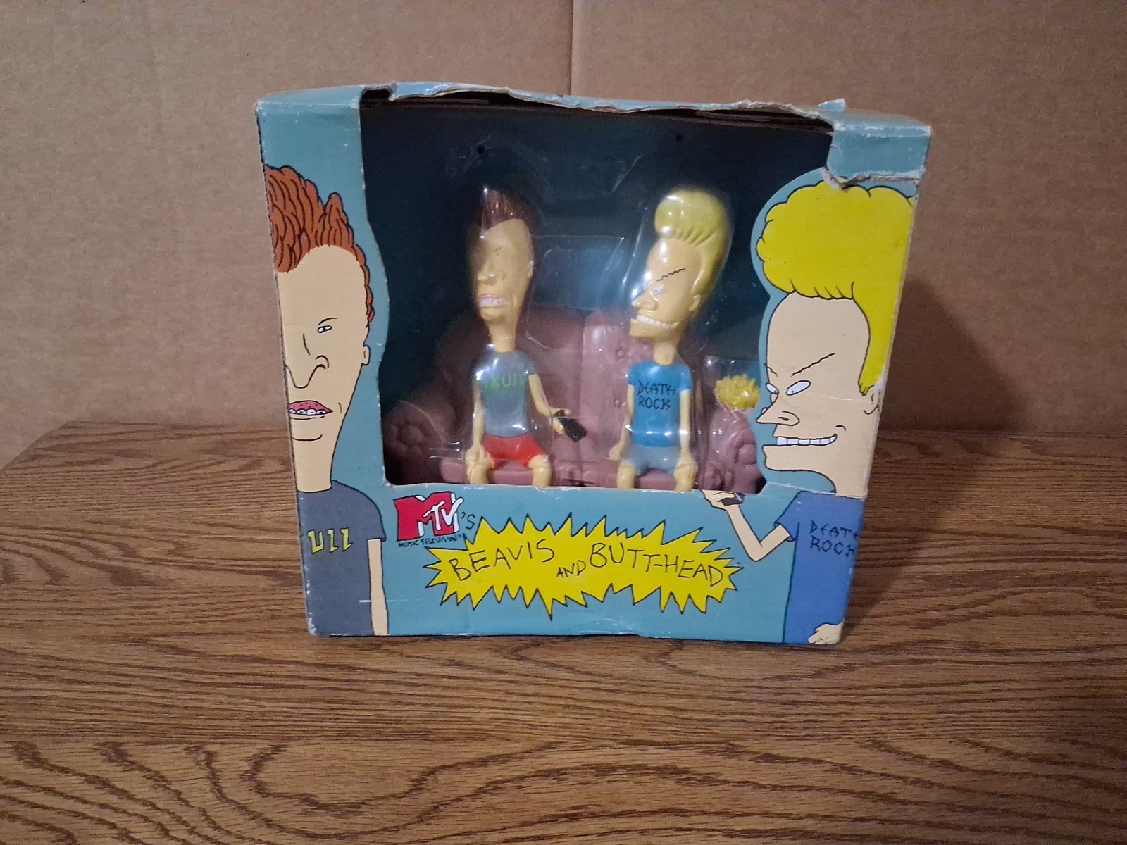 Vintage 1996 Beavis and ButtHead Figures on Couch MTV 