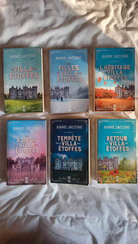 Lot de 6 livres  La villa aux étoffes d Anne Jacobs