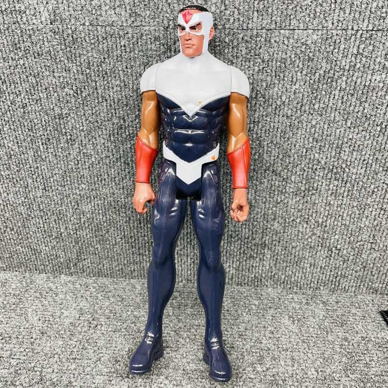 Marvel Avengers Falcon Titan Hero Series Modellino 12" Hasbro