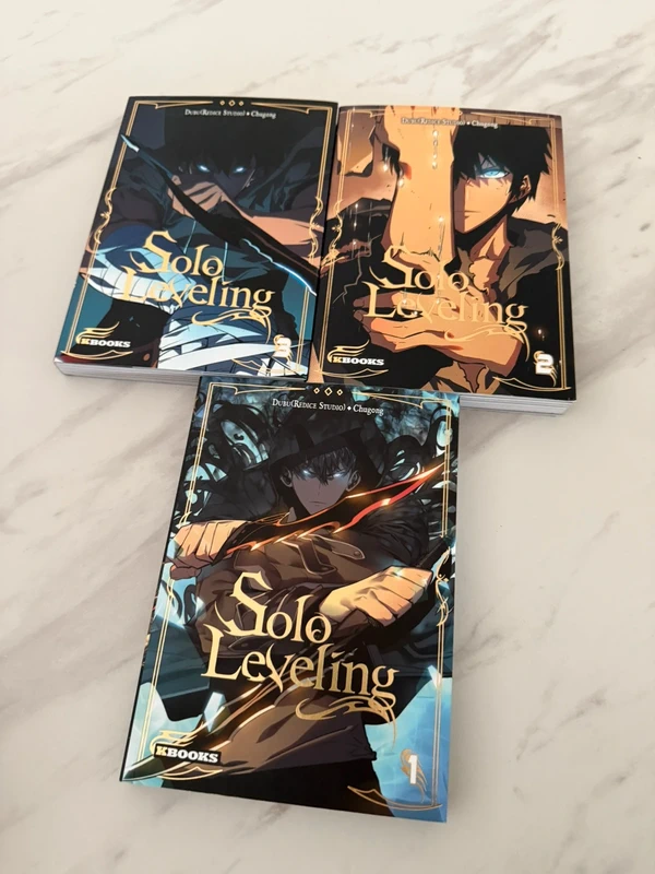 Lot Solo Leveling - Tomes 1, 2 et 3 (KBooks / Webtoon)