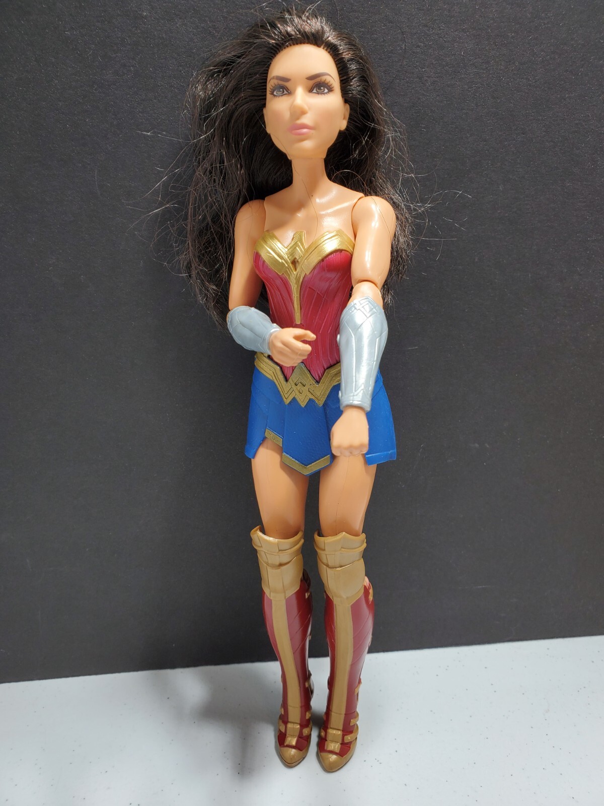 Justice League Wonder Woman 12' in bambola