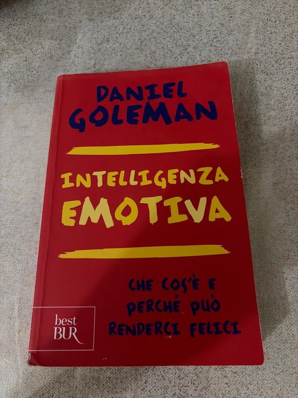 Libro Intelligenza emotiva - Daniel Goleman BUR Rizzoli
