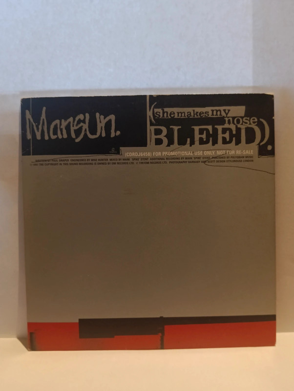 Mansun - She makes my nose bleed (cd single)