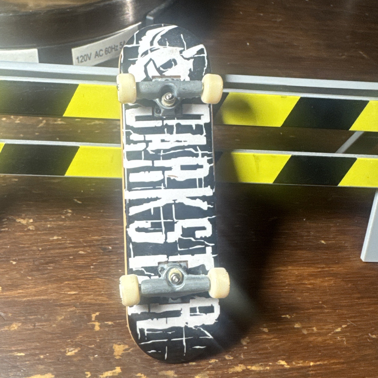 Vintage Darkstar Tech Deck Mini 57 mm tastiera skateboard Adam Dyet armatura luce