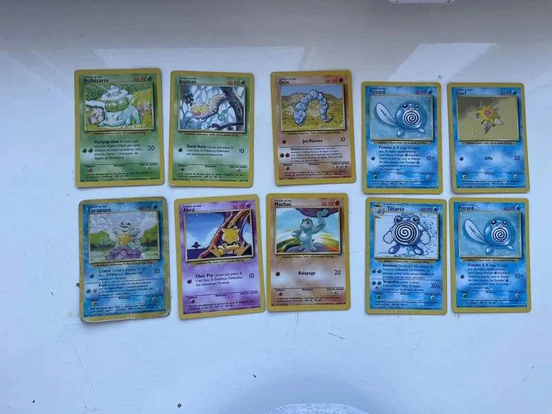 Lot de 10 carte Pokémon set de base