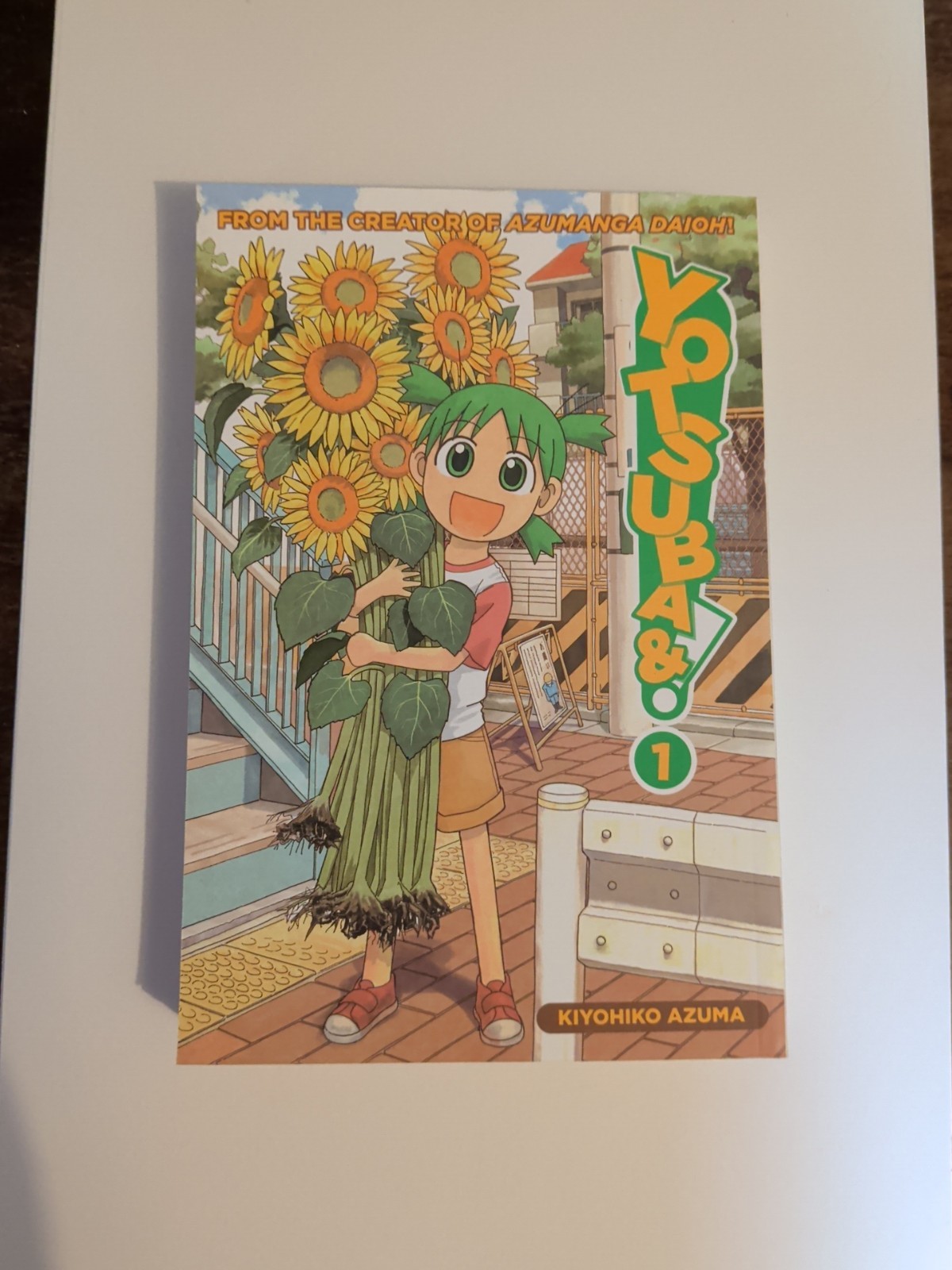 Manga graphic novel YOTSUBA&! Vol. 1 di Kiyohiko Azuma pressa inglese per yen