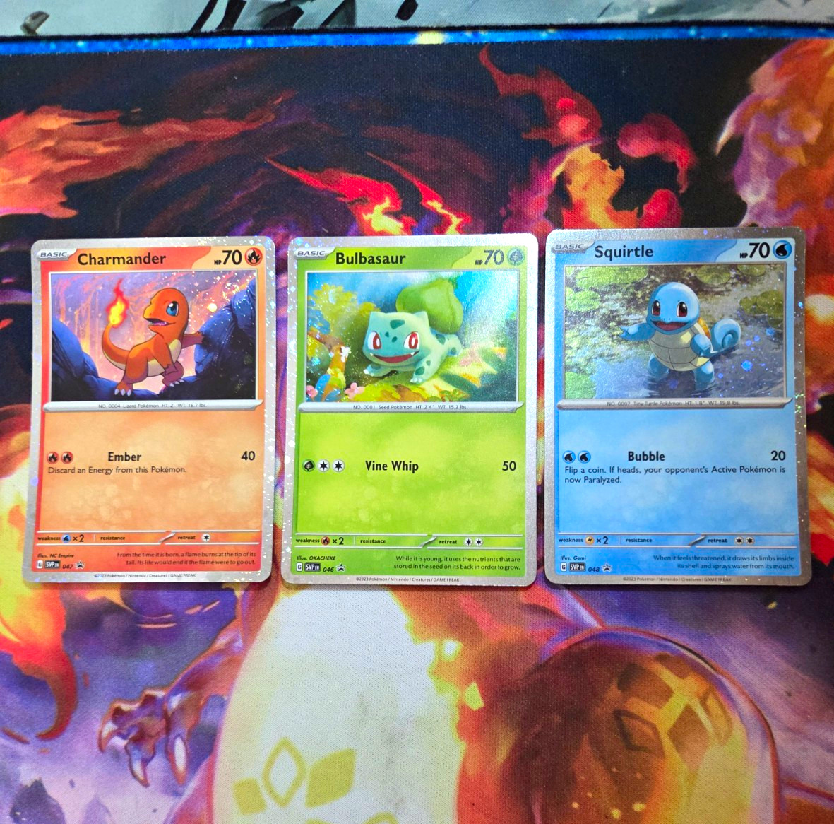 Pokémon TCG Scarlatto e Viola 151 Poster Collezione Promo NM.