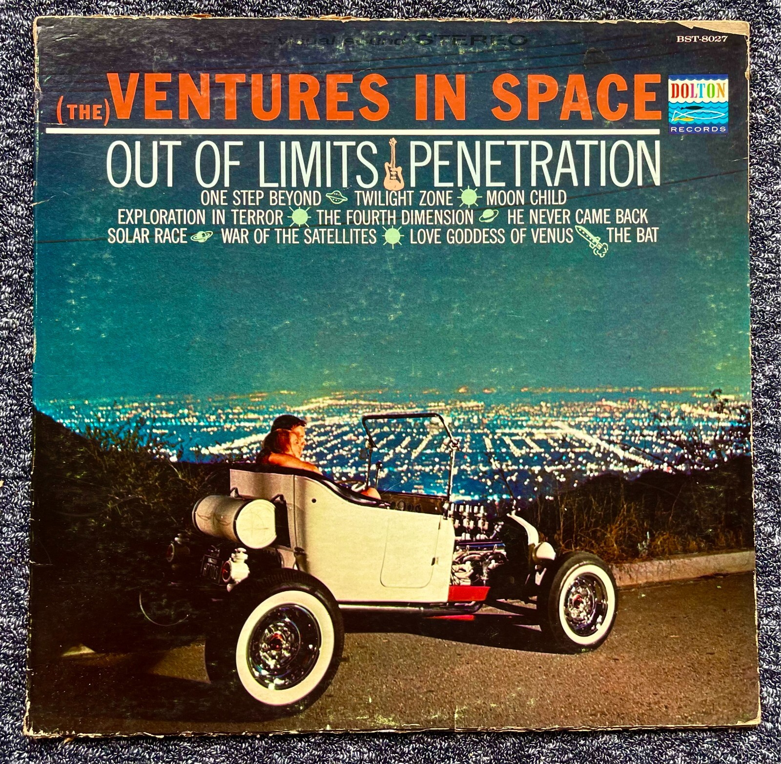THE VENTURES IN SPACE 1964  LP UNUSUAL & OTHER-WORLDLY SOUNDS OUT OF LIMITS