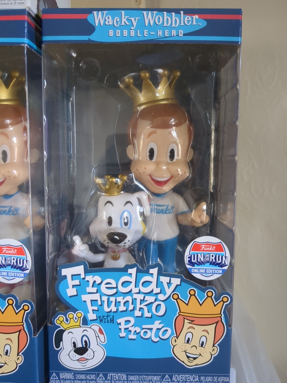 Funko Wacky Wobbler Freddy con Proto Funko pop Fun on the Run Bobble Head - Nuovo