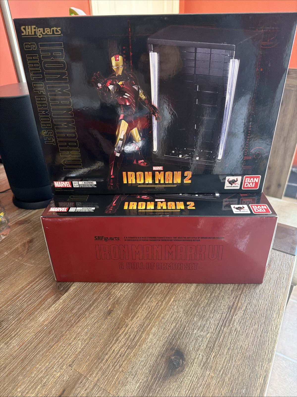 Bandai Tamashii SH Figuarts IRON MAN 2 Iron Man Mark VI and Hall of Armor set