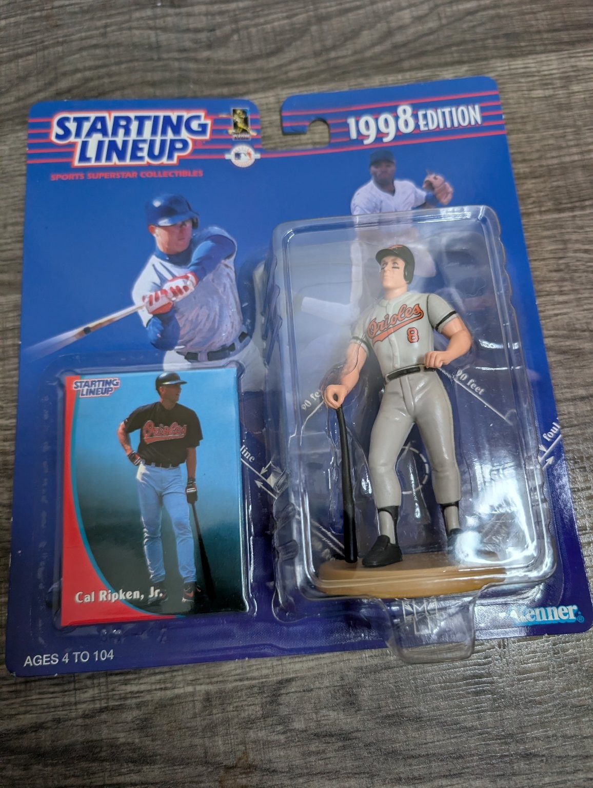 Cal Ripken Jr. 1998 Edition Starting Lineup Kenner MLB Baseball Action Figure