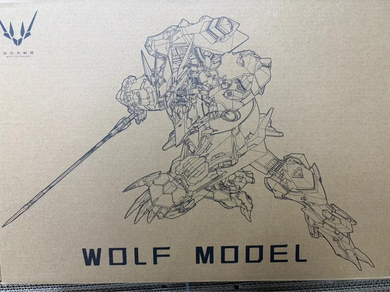 Wolf Model 1/100 metal frame plastic model kit