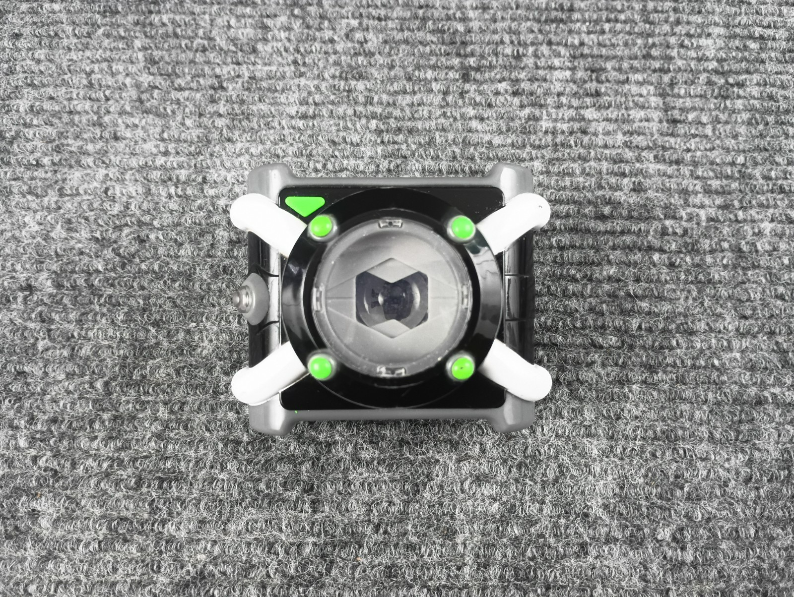 Ben 10 Deluxe Omnitrix Playmates 2017
