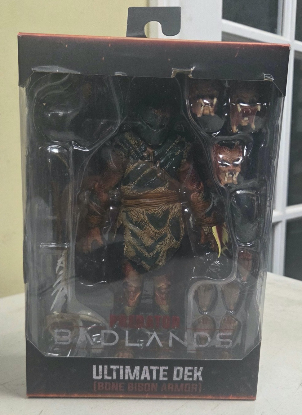NECA Predator Badlands- Ultimate Dek(Bone Bison Armor) 