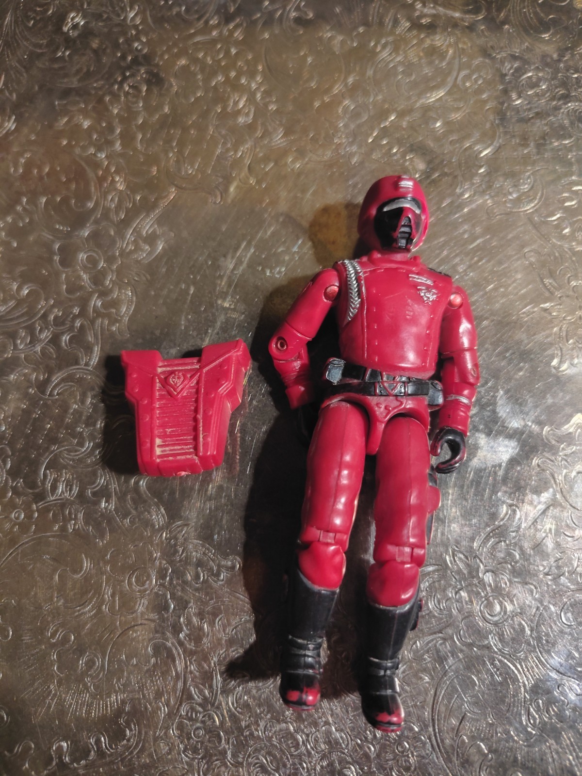 1985 GI JOE CRIMSON GUARD (v1) Figurina COBRA ELITE Pollice rotto con zaino (E)