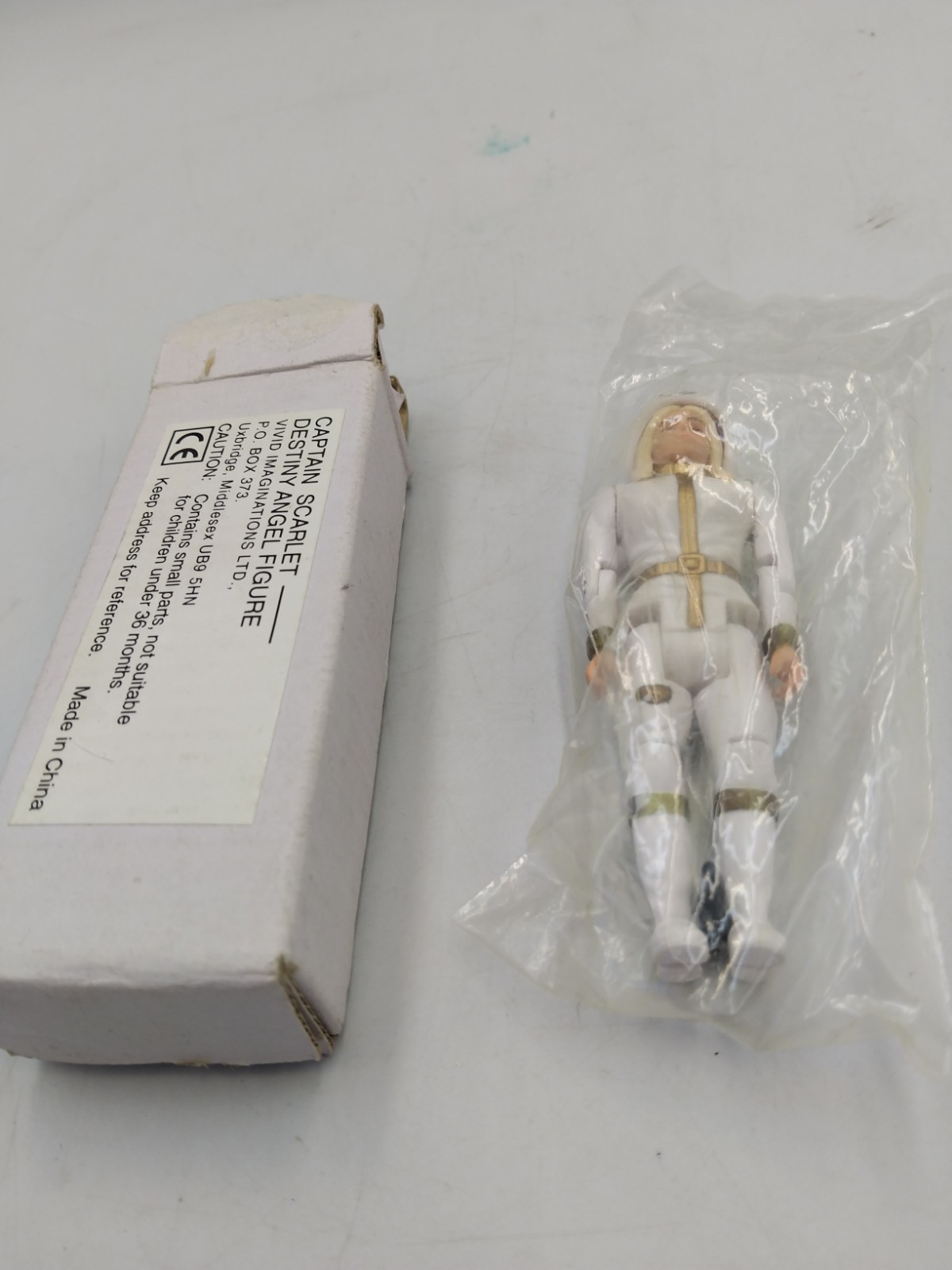 Capitan Scarlet - Action figure Angelo del Destino - Vivid Imagination