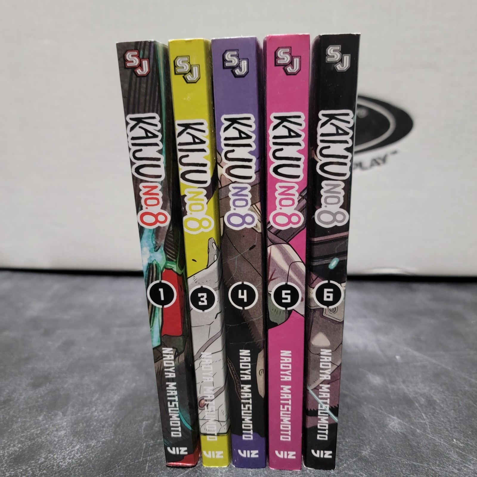 Lotto manga Kaiju n.8 vol 1 3 4 5 6 mancanti vol 2 Shonen Jump inglese usato