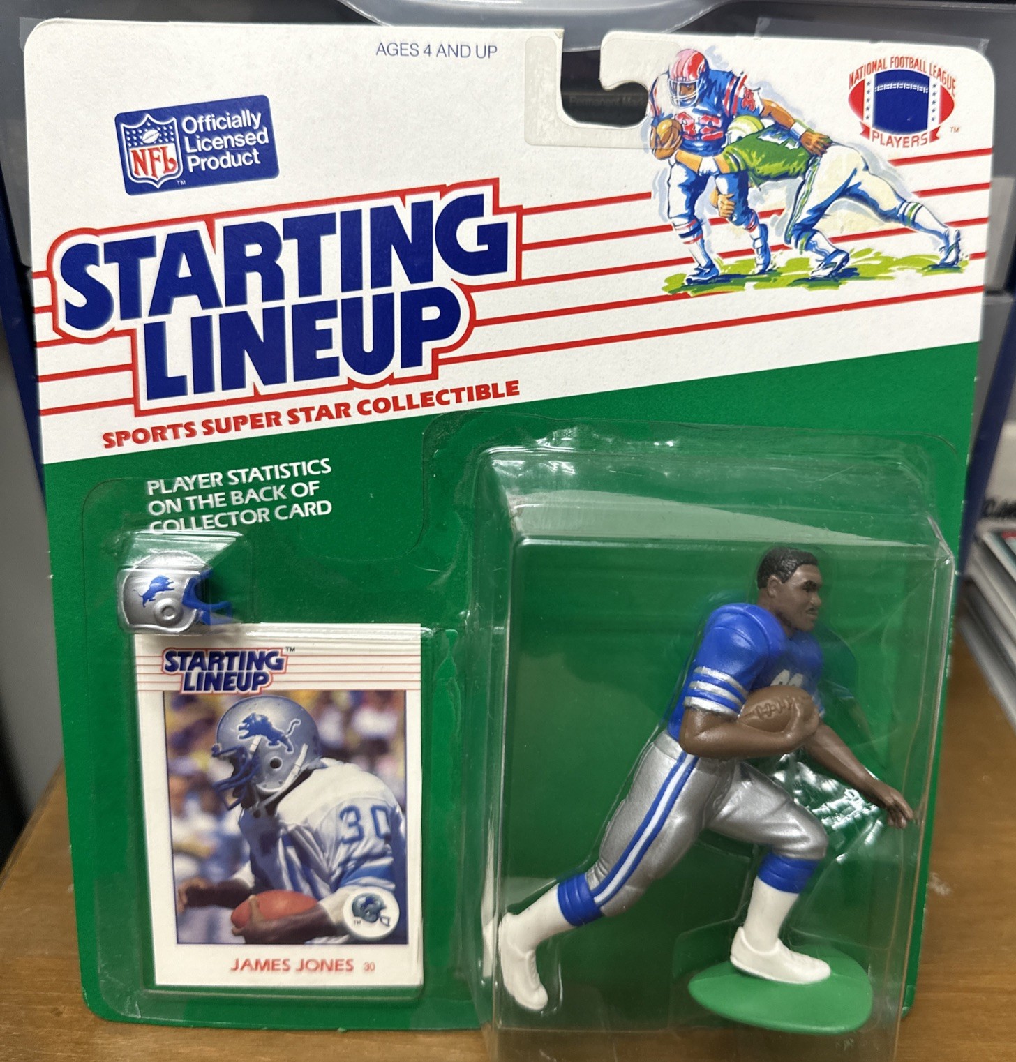 Starting Lineup 1988 Detroit Lions James Jones Figure & Card SEALED Protech Case