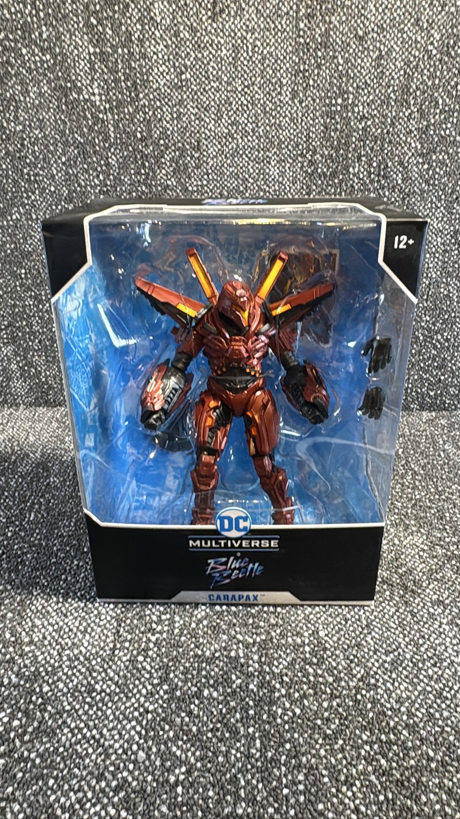 Modellino McFarlane DC Multiverse Blue Beetle Movie Carapax Megafig