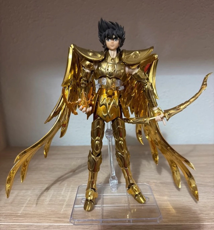 Seiya armadura dorada de Sagitario