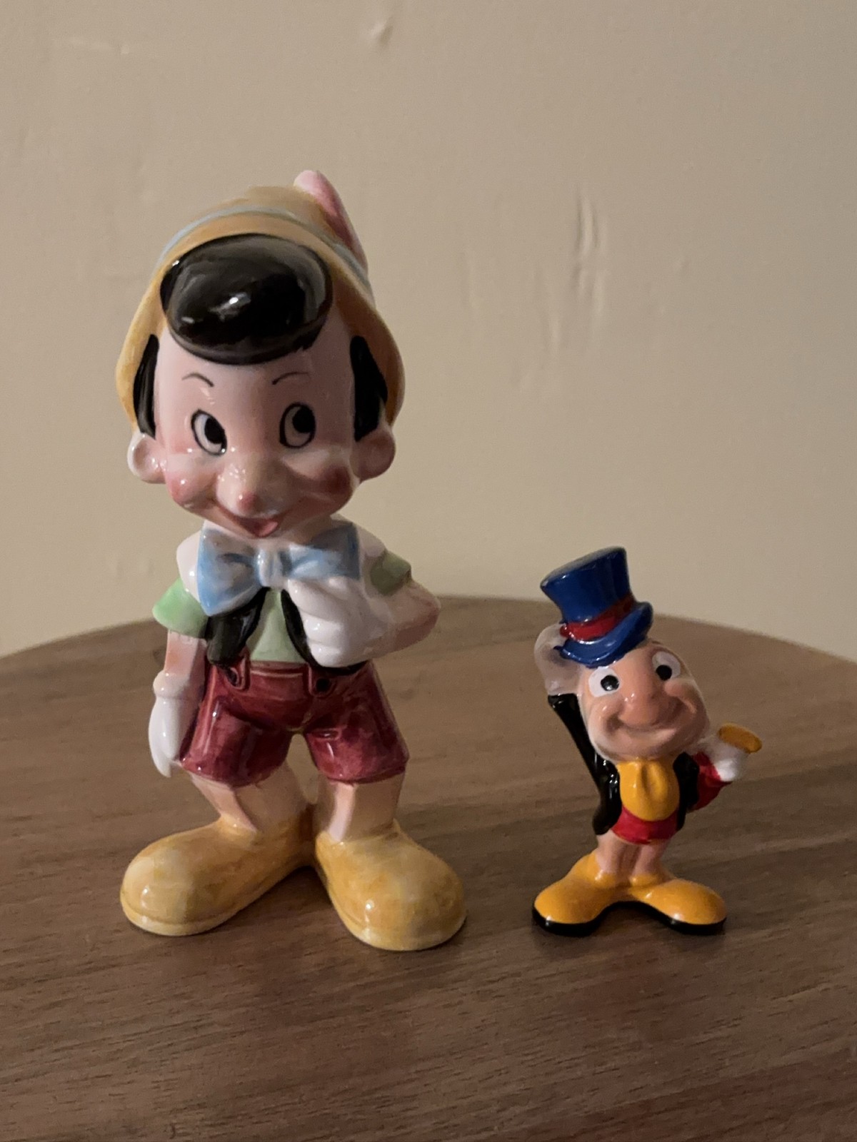 Set 2 statuine in ceramica grillo Disney Pinocchio e Jiminy vintage