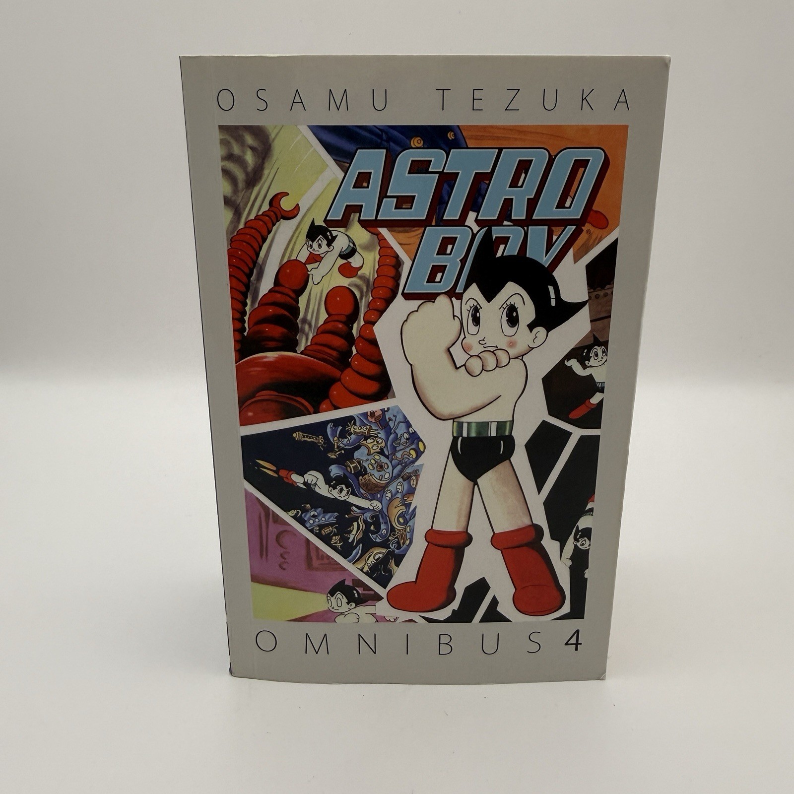 Astro Boy Omnibus 4 manga inglese RARO, ottime condizioni