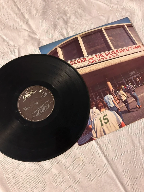 LP Vinil Bob Seger & The Silver Bullet Band - Capitol