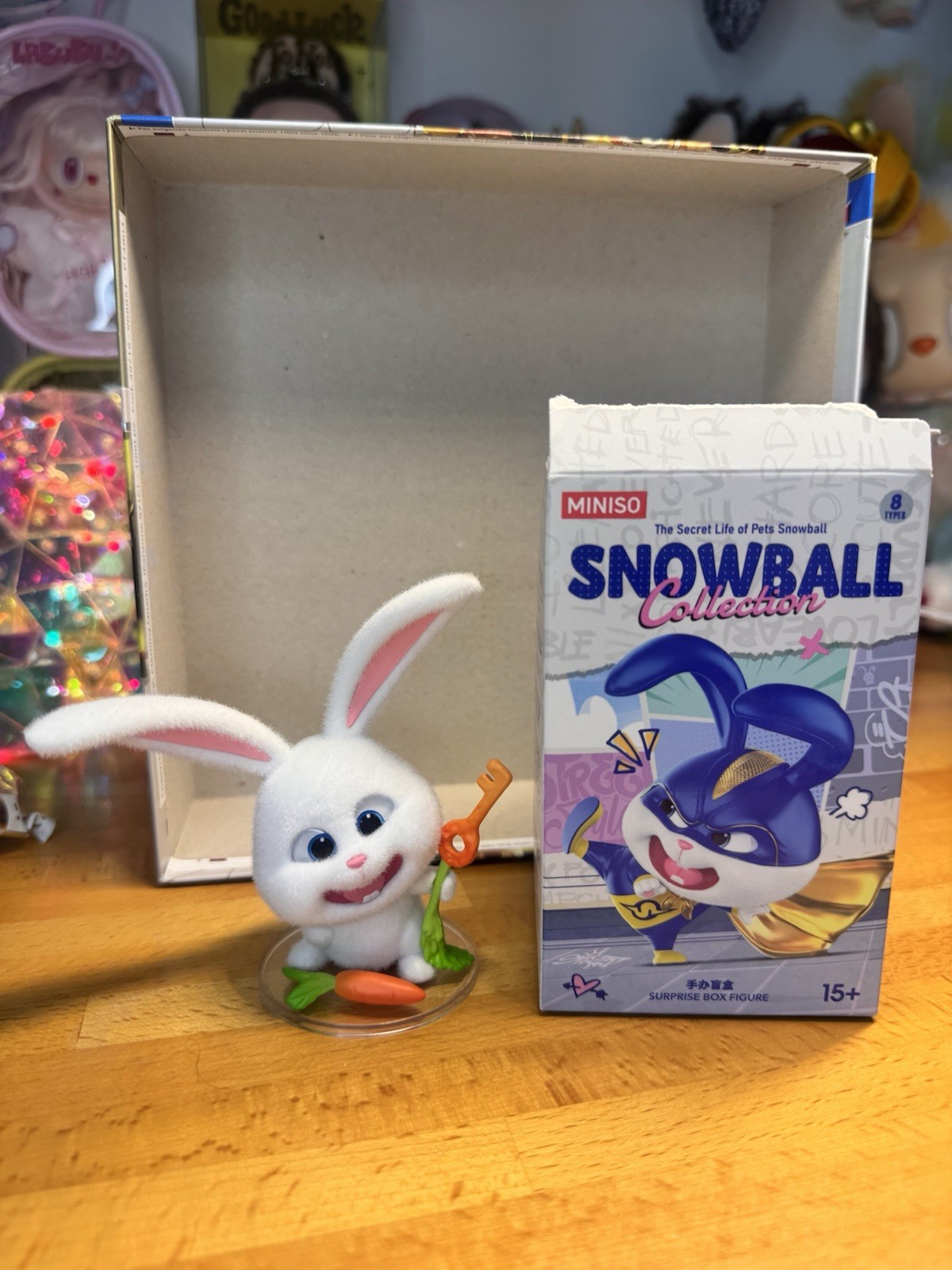 MINISO La Vita Segreta degli Animali Palla di Neve Key Master Figure + Scatola e Card