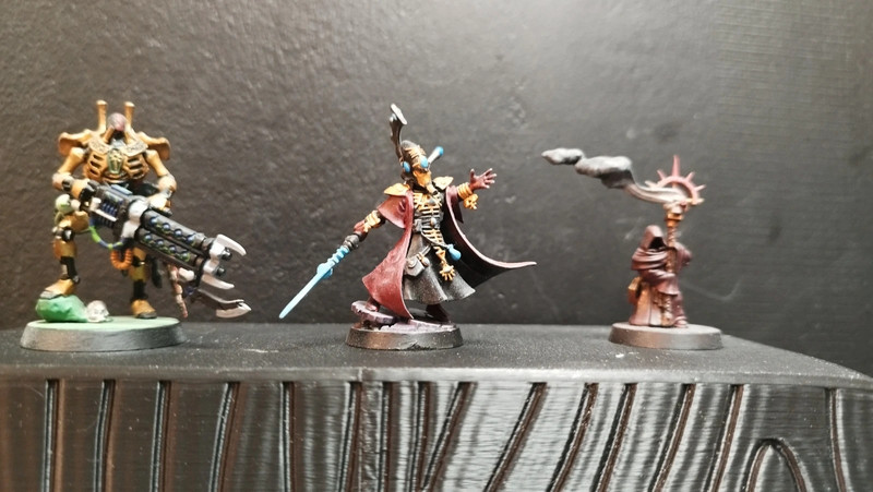 Lot 3 figurines custom Warhammer