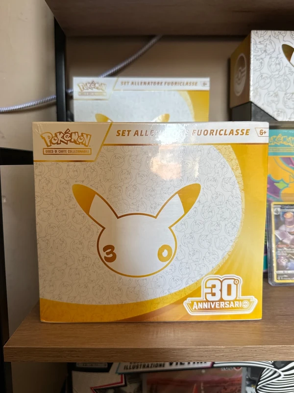 Etb 30 anniversario Pokémon