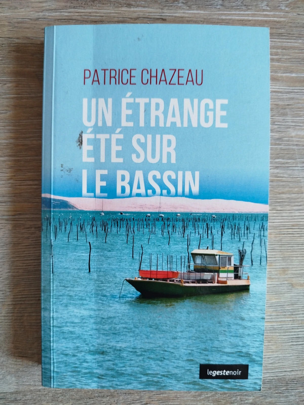 Un étrange était sur le bassin (Patrice chazeau)