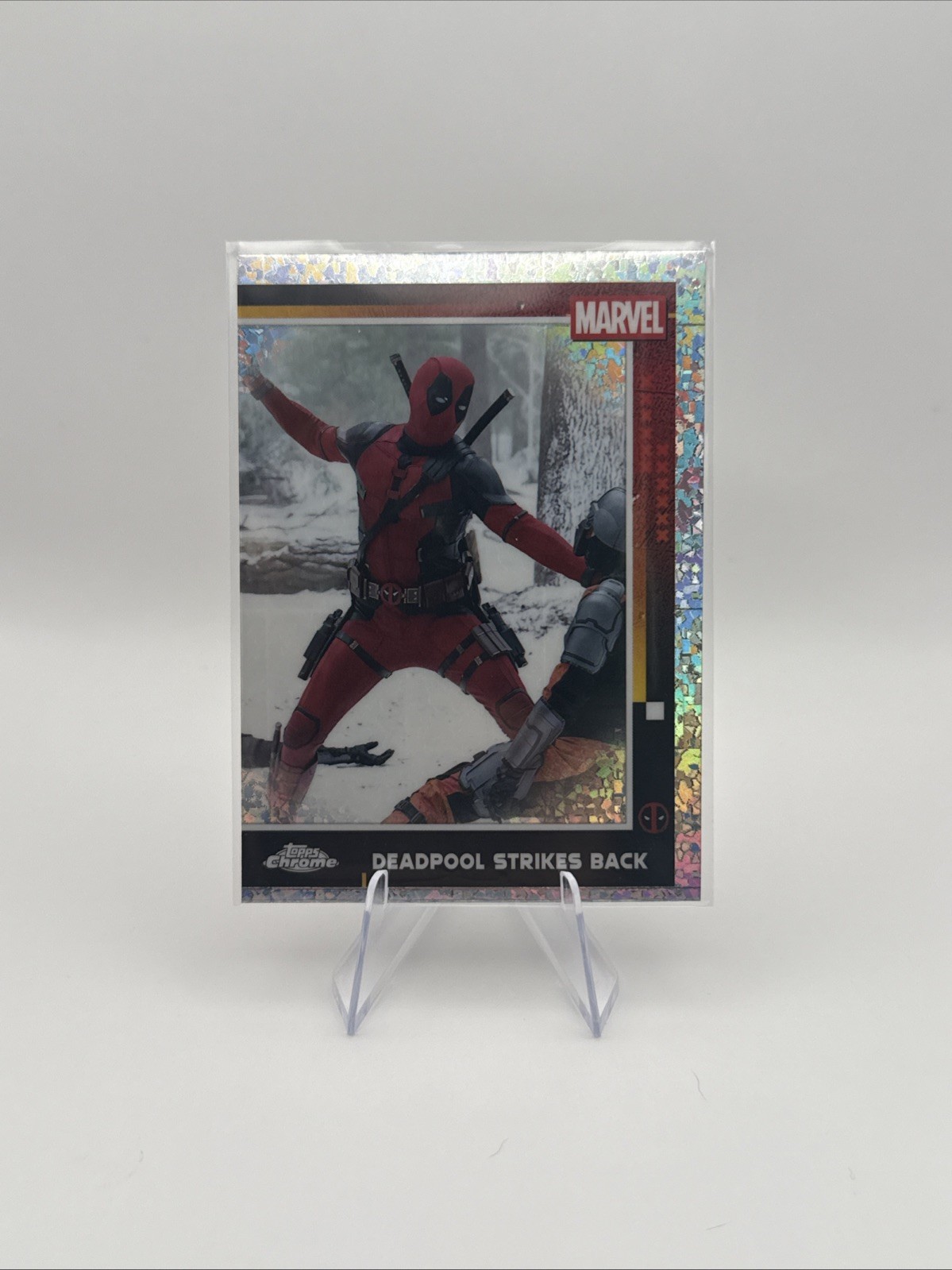 Topps Chrome Marvel Deadpool Wolverine 51 Strikes Back Mini-Diamond Blaster Excl