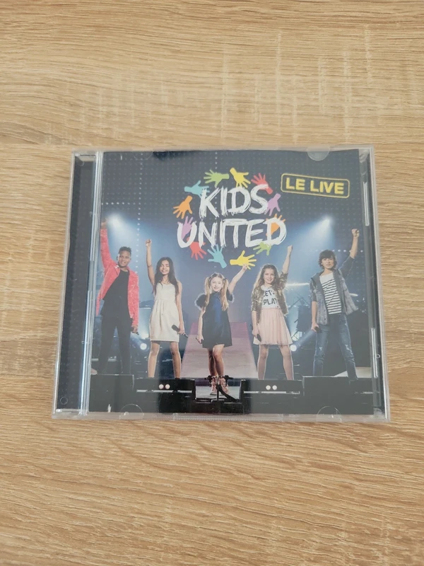Cd Kids united le live
