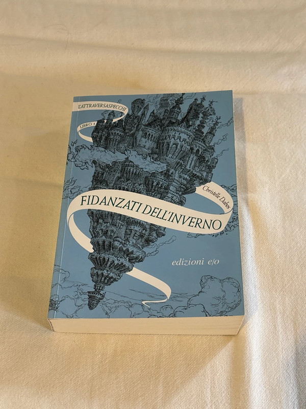 “Fidanzati dell’inverno - L’Attraversaspecchi”, Christelle Dabos