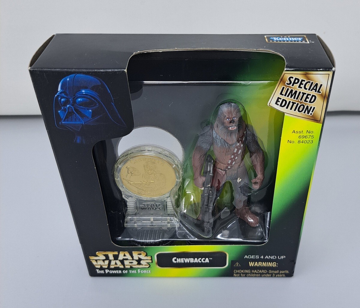 New Star Wars Power of the Force Chewbacca Figure  POTF Coin 1997 Kenner MIB