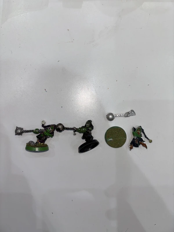 3 Night Goblins Fanatics Orcs and Goblin WHFB 6th ed OOT