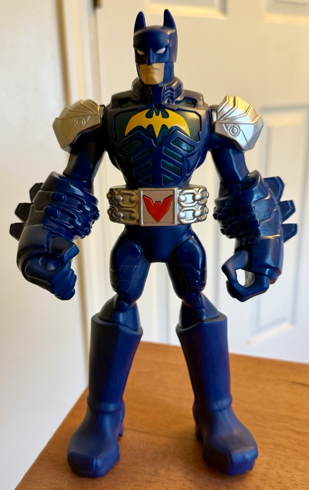 Batman Unlimited Attack Armor 10" Action Figure Cintura Rossa Elettronica 2014 Funzionante
