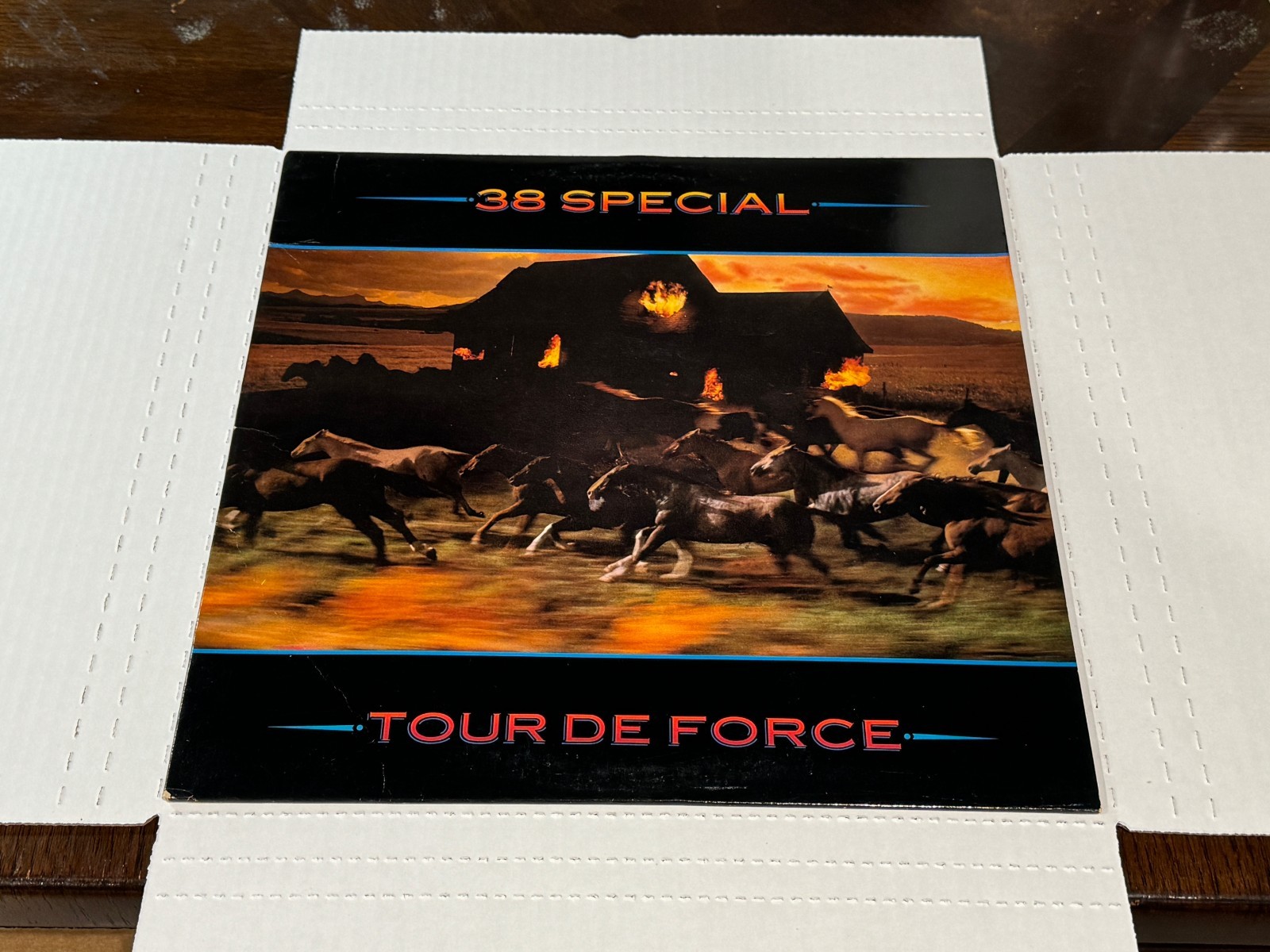 38 Special- Tour De Force- LP 1983 A&M SP-4971 Original Inner Sleeve