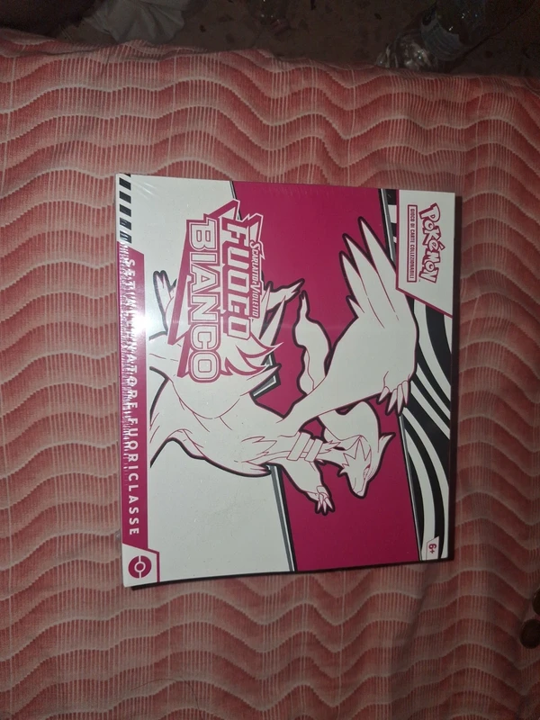 Scarlatto e Violetto Fuoco Bianco
