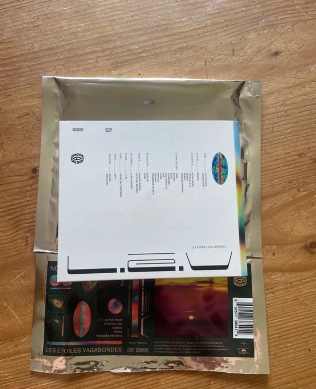 Album les étoiles vagabondes de Nekfeu