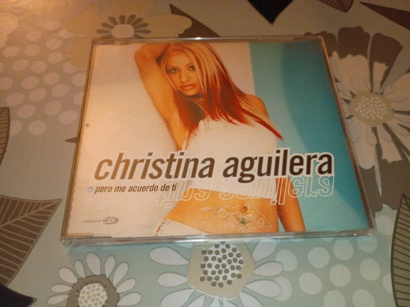 CD. Christina Aguilera