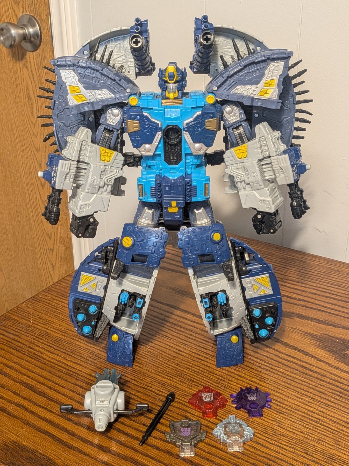 Transformers Cybertron Supreme Class Primus - quasi completo - elettronica funzionante