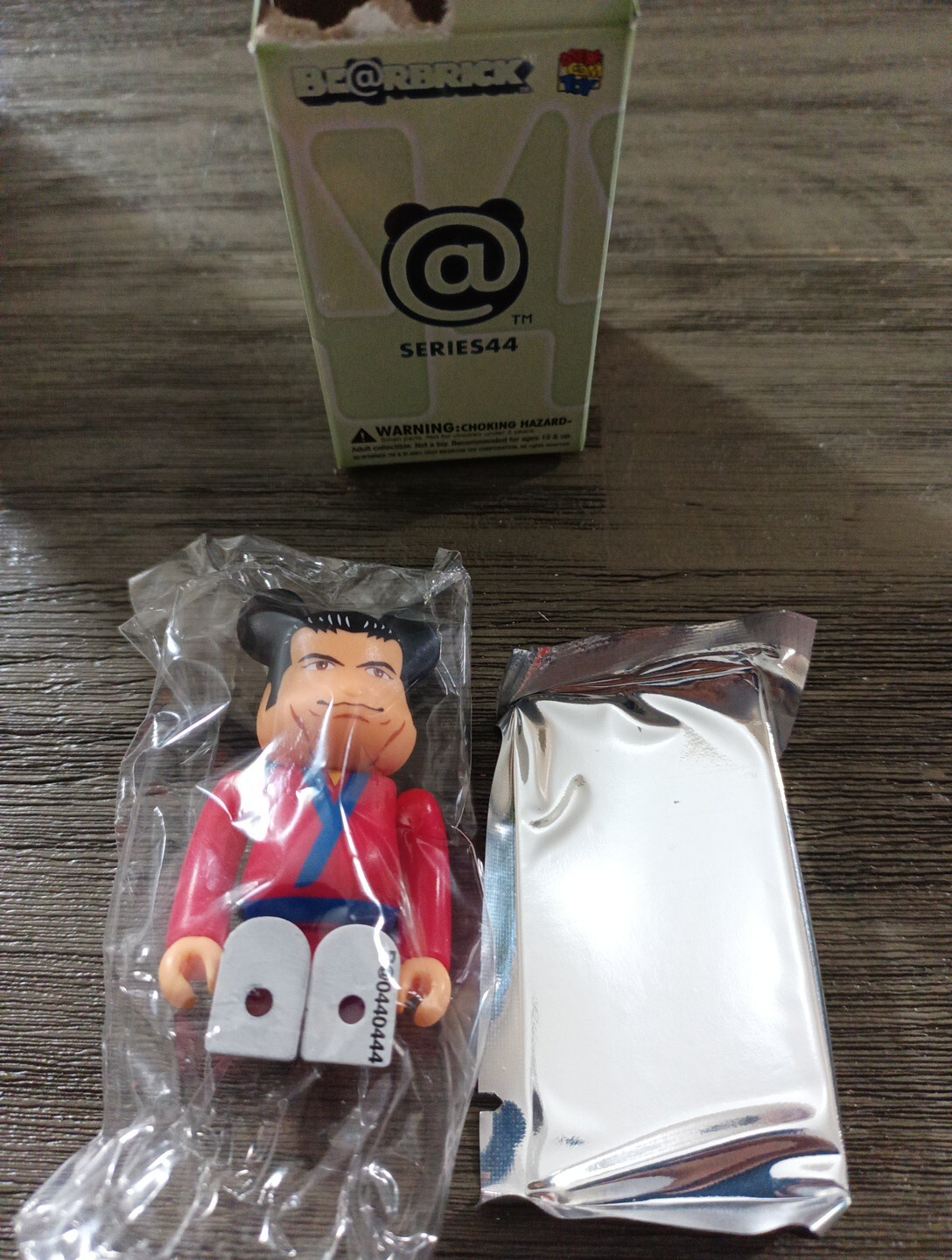 Bearbrick Serie 44 Artista Antonio Inoki Wrestler 100% Scatola Aperta